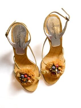 Dolce & Gabbana Gold Raffia Slingback Sandals with Multicolor Pom Floral
